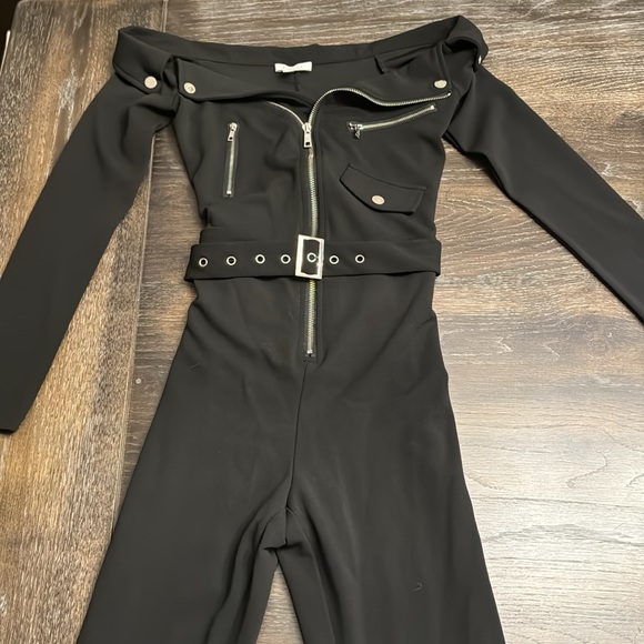 BLACK ZIP DETAIL SELF BELTED UTILITY JUMPSUIT SIZE SMALL - Picture 2 of 4